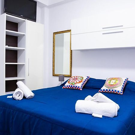 Etna Catania Center Bed & Breakfast ภายนอก รูปภาพ