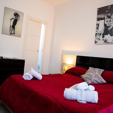 Etna Catania Center Bed & Breakfast ภายนอก รูปภาพ