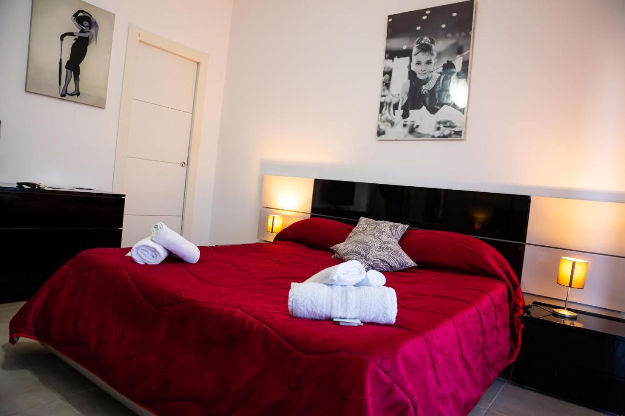 Etna Catania Center Bed & Breakfast ภายนอก รูปภาพ