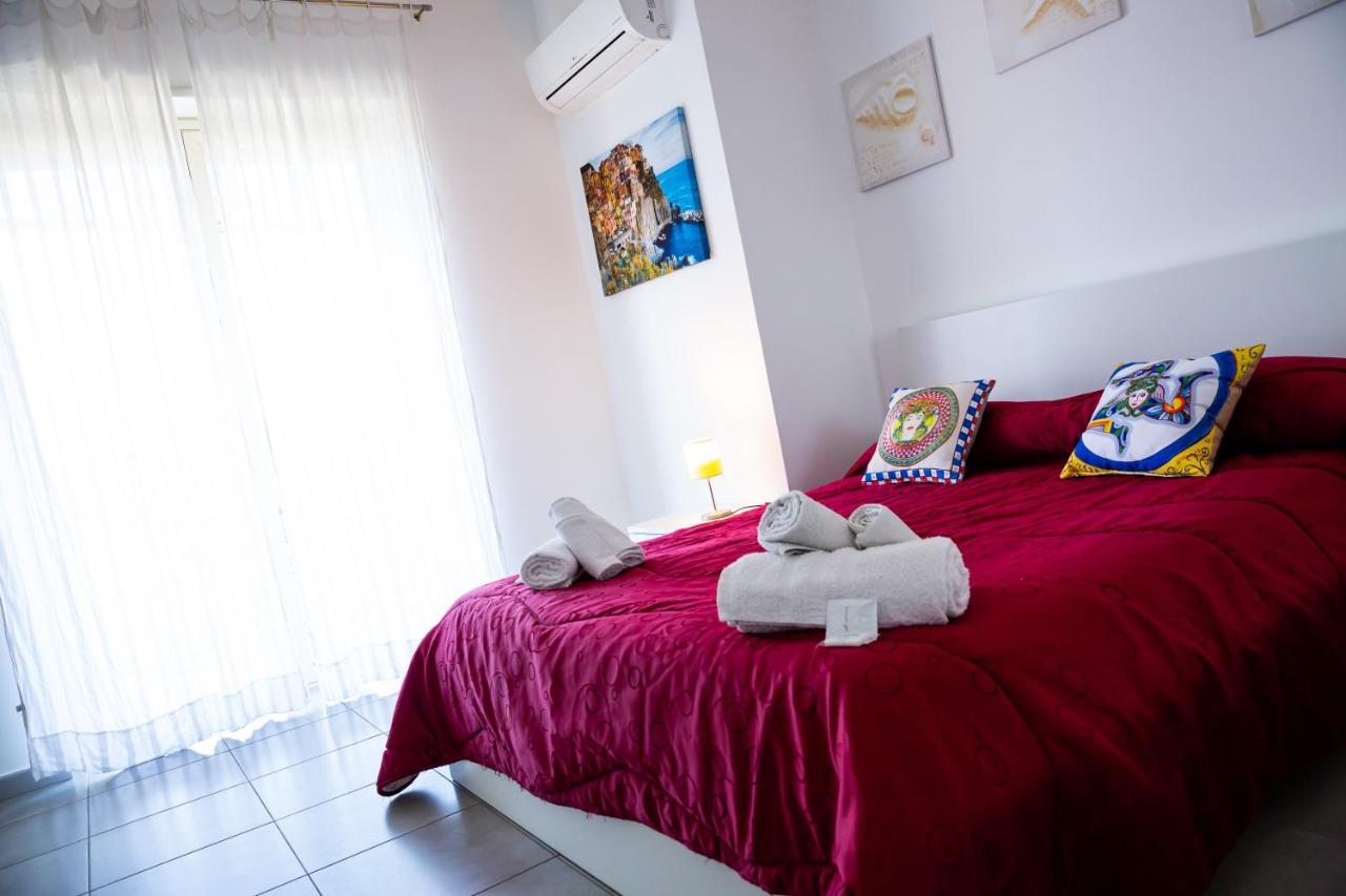 Etna Catania Center Bed & Breakfast ภายนอก รูปภาพ
