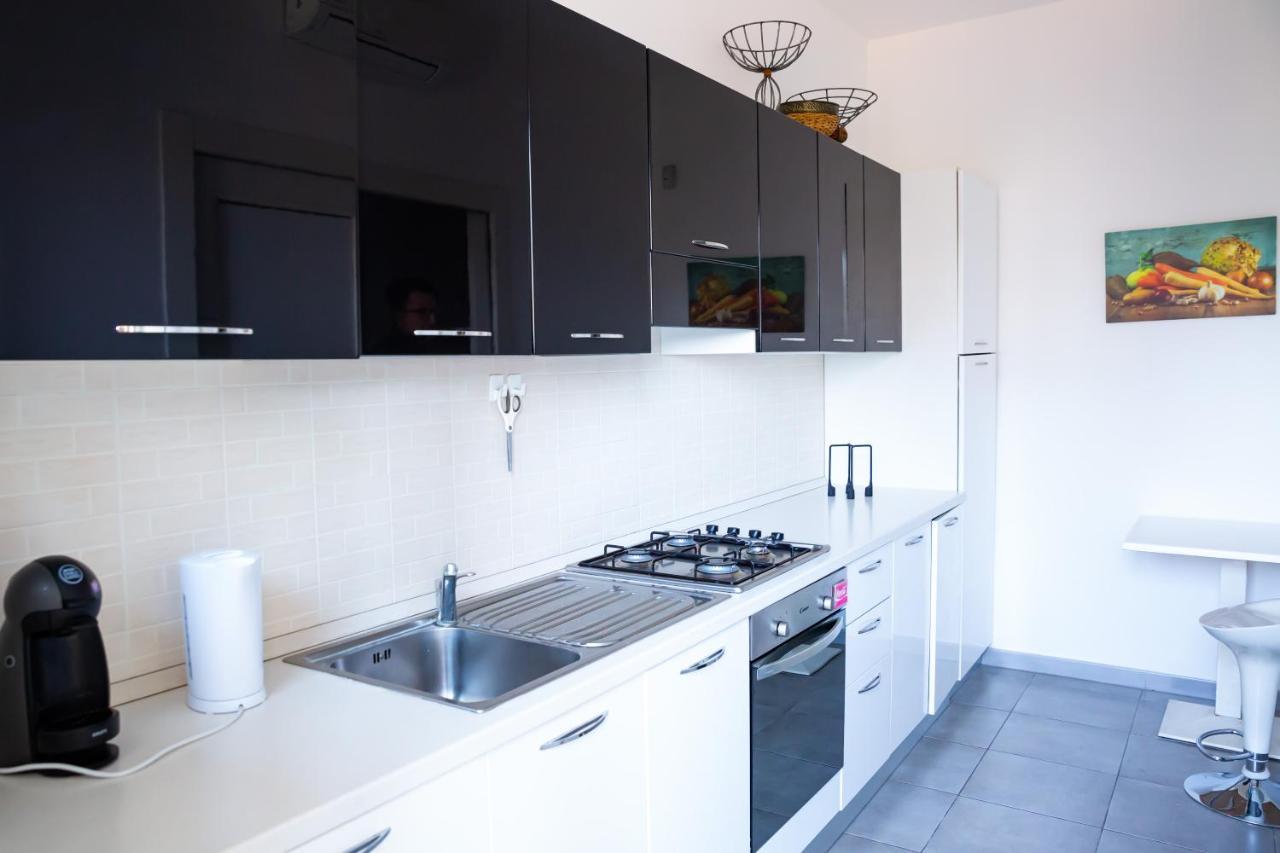 Etna Catania Center Bed & Breakfast ภายนอก รูปภาพ