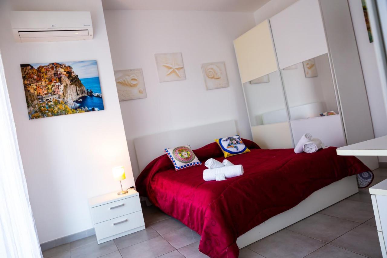 Etna Catania Center Bed & Breakfast ภายนอก รูปภาพ