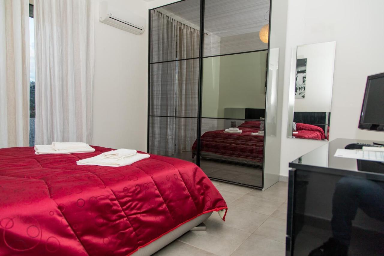 Etna Catania Center Bed & Breakfast ภายนอก รูปภาพ