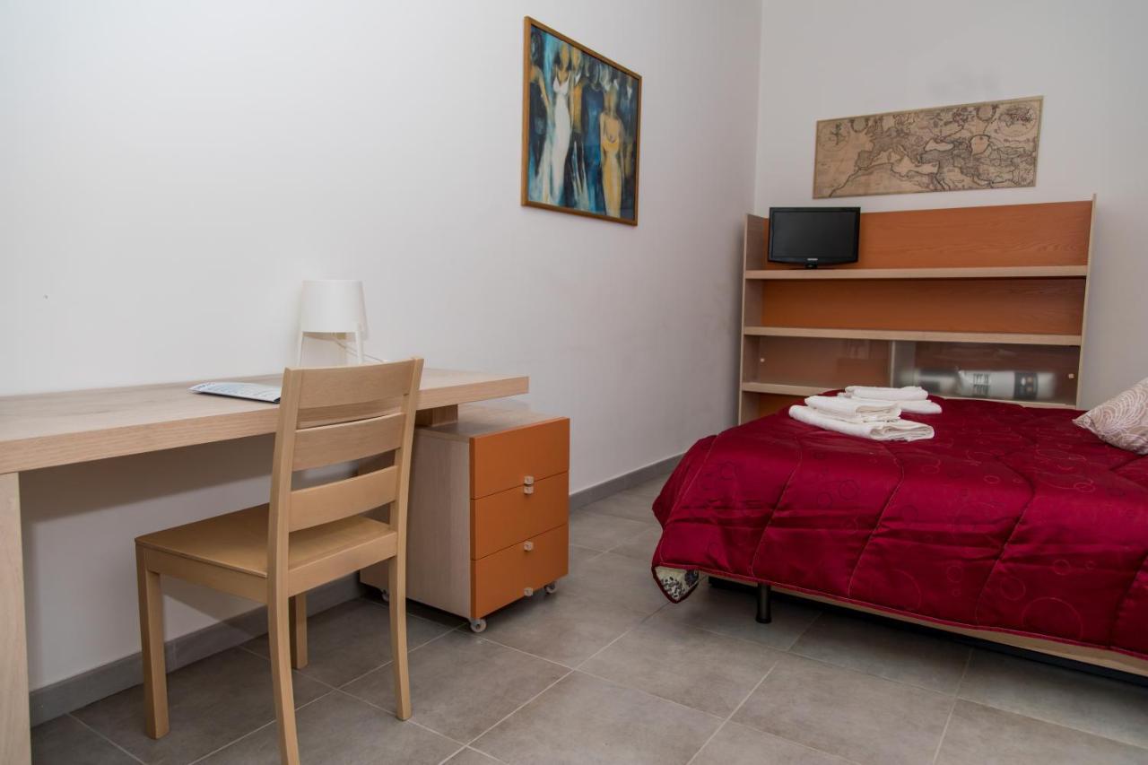 Etna Catania Center Bed & Breakfast ภายนอก รูปภาพ