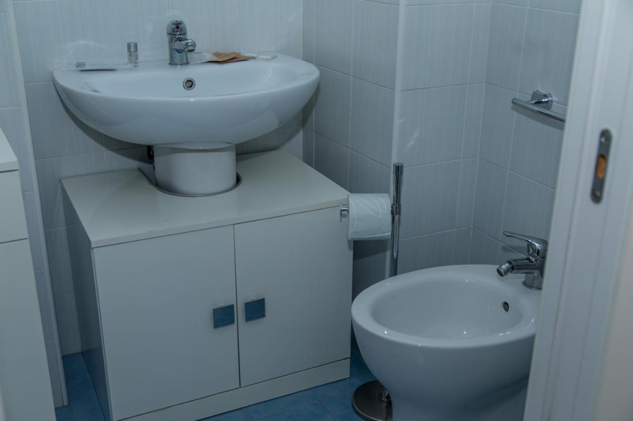 Etna Catania Center Bed & Breakfast ภายนอก รูปภาพ