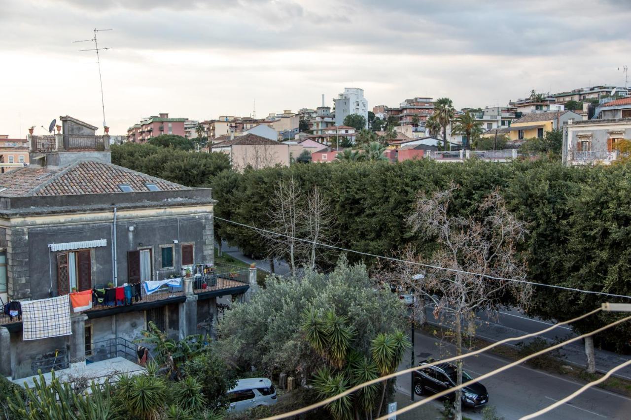 Etna Catania Center Bed & Breakfast ภายนอก รูปภาพ