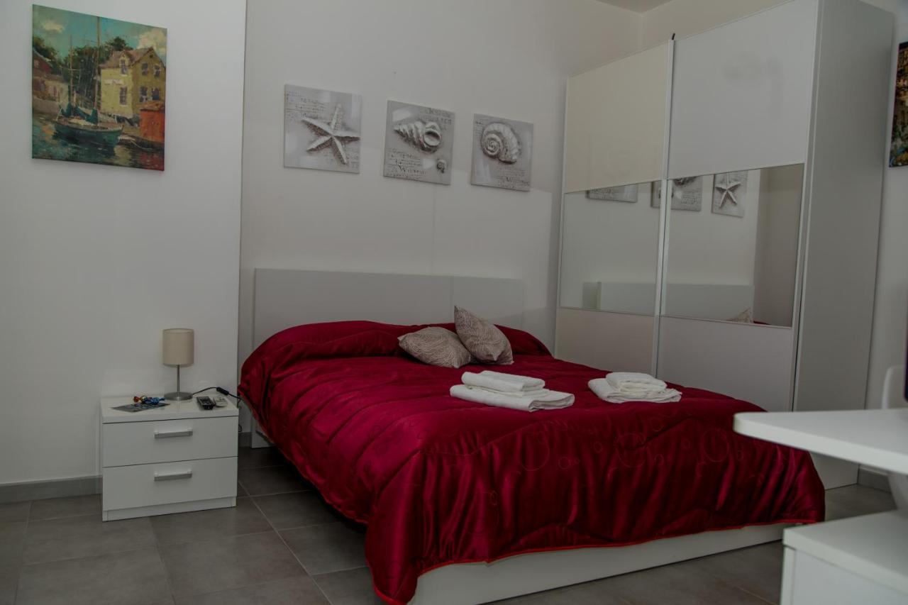 Etna Catania Center Bed & Breakfast ภายนอก รูปภาพ