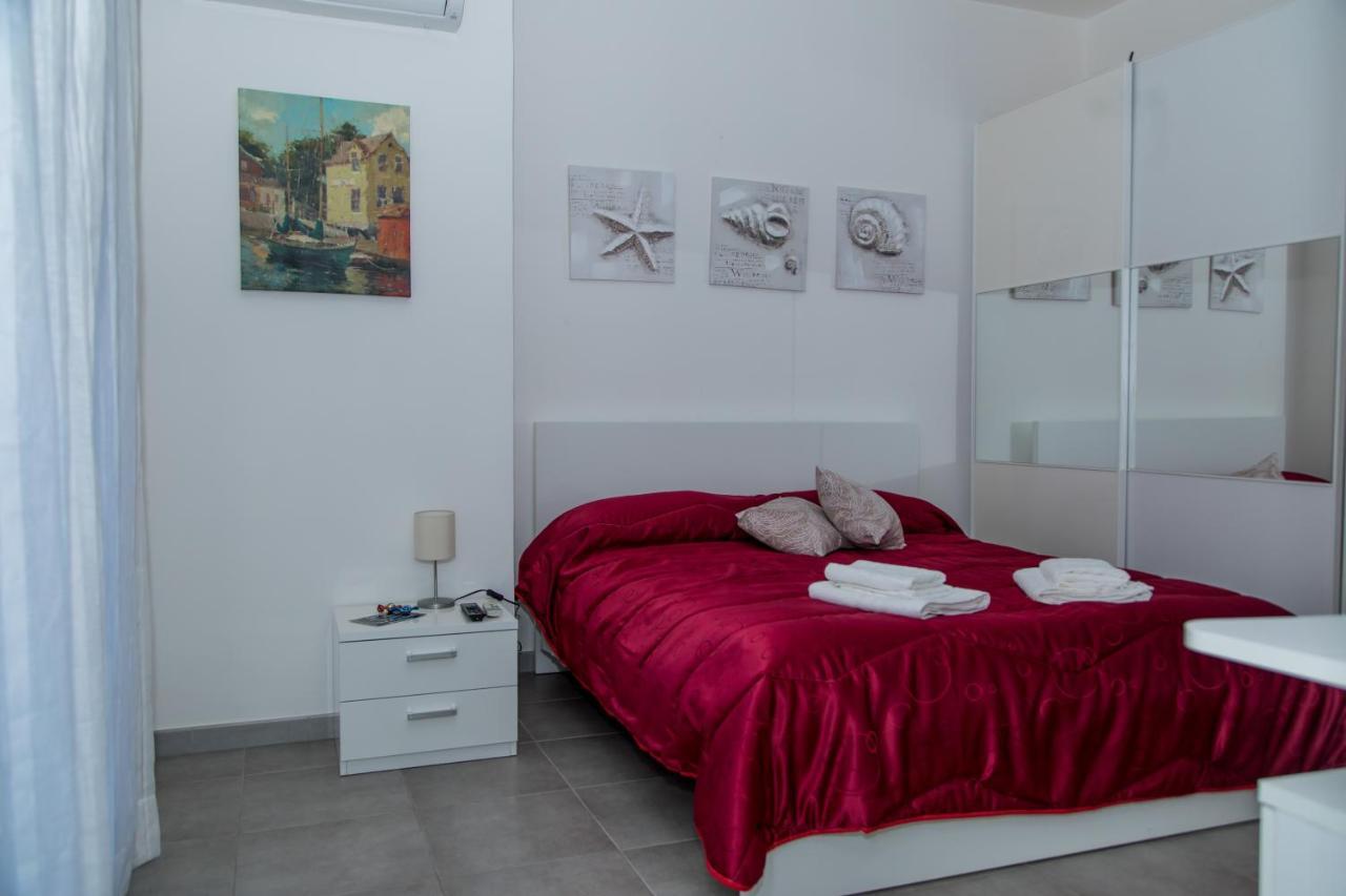 Etna Catania Center Bed & Breakfast ภายนอก รูปภาพ